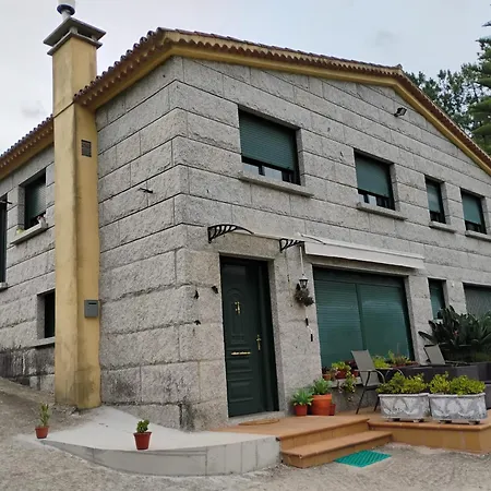 بيت للعطل Casa Randufe